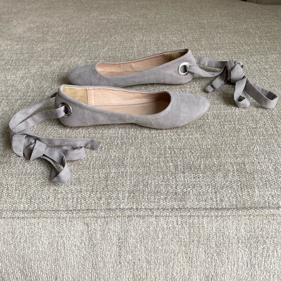 Qupid Lavender Grey Women’s Ballet Flats - Picture 2 of 5
